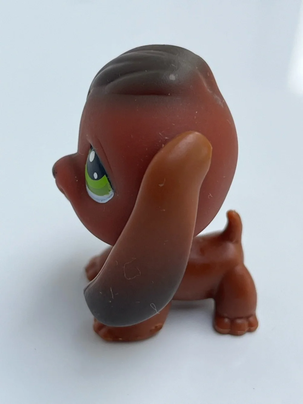Littlest Pet Shop Beagle Dog#77 Hasbro 2004 with Green eyes